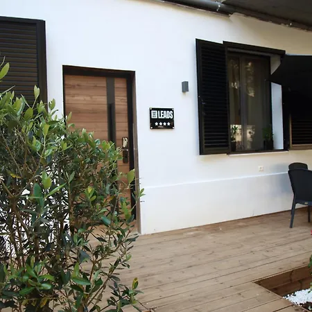 아파트 The Leads 티라나