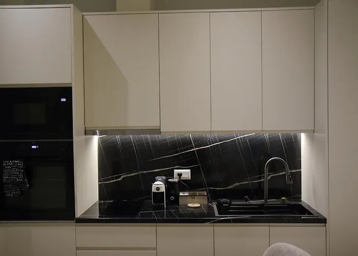 Апартаменты The Leads